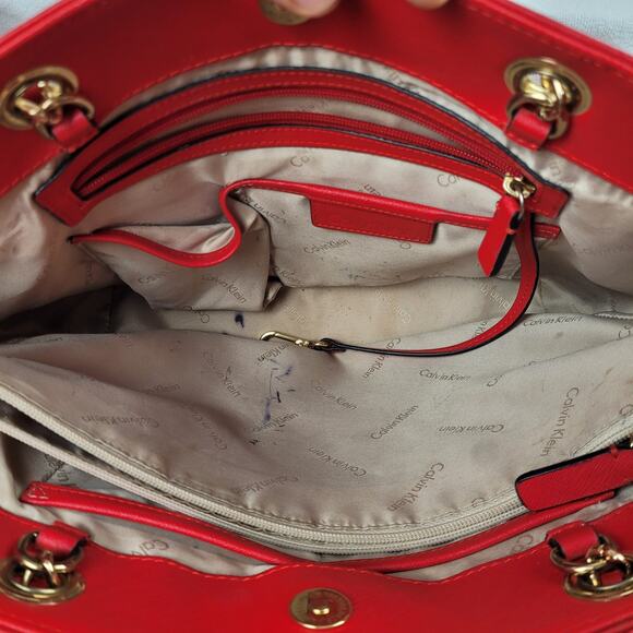 Calvin Klein Hayden red saffiano leather chain strap tote bag - Picture 7 of 7